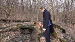 Pretty Girl made a Sweet Quick Blowjob in the Woods on the first Date